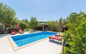 2 Bedroom Beautiful Home In Pula